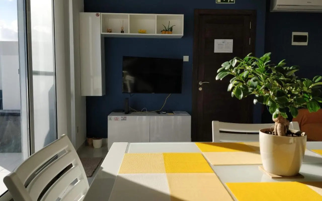 Sea View Penthouse with large terrace IROM1-1