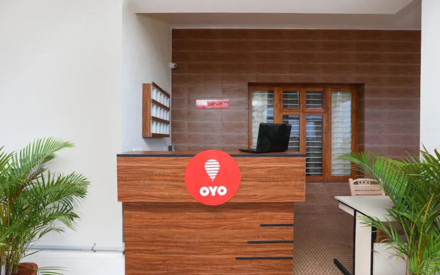 OYO 19479 Cjs Homes