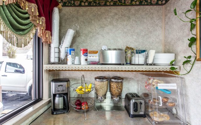 Rodeway Inn Goodlettsville South