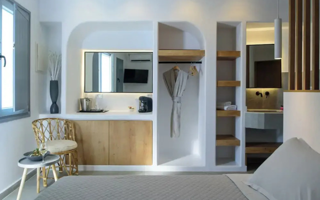 Elia Caldera Suites