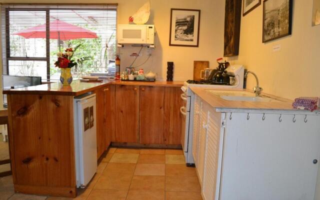 Great Barrier Oasis Lodge