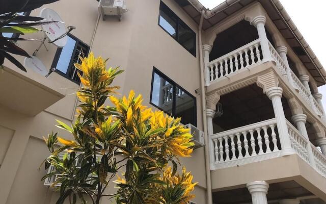 Ishmajoso Lodge in Freetown, Sierra Leone from 35$, photos, reviews - zenhotels.com