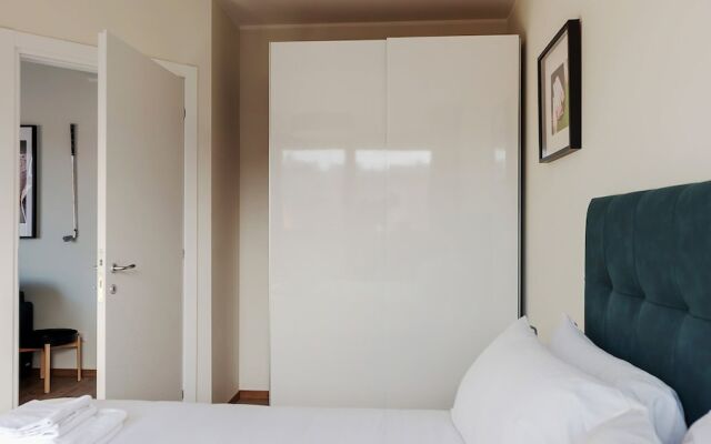 Mi-brgz1b4 Bergonzoli Place - Terrace B - On the Grass