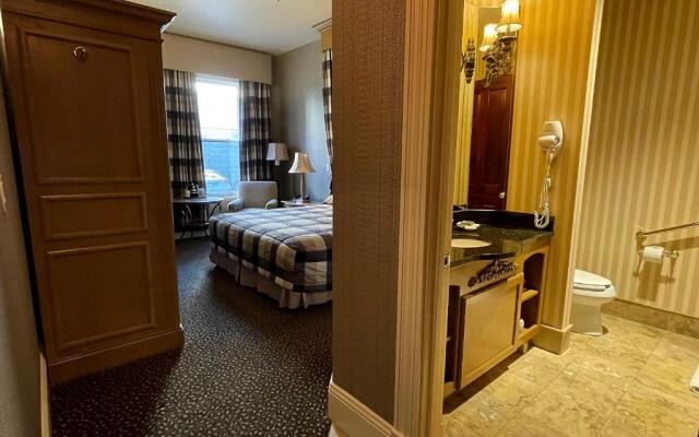 Celebrity Hotel