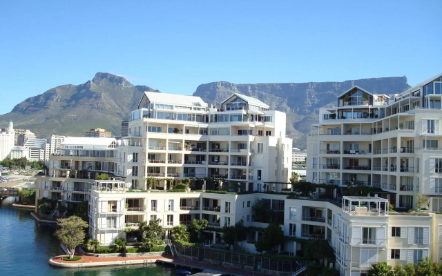Mountain Marina Luxury Apartments
