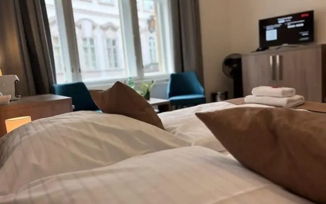 Apartments Embassy by LH