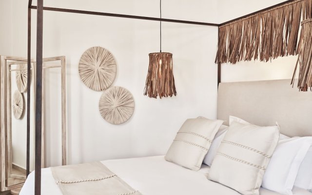 Volcano Luxury Suites Milos - Adults Only