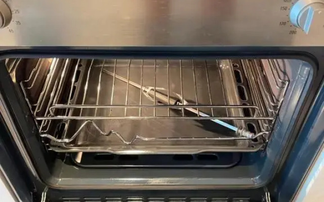 Marquise Square by Frank Porter