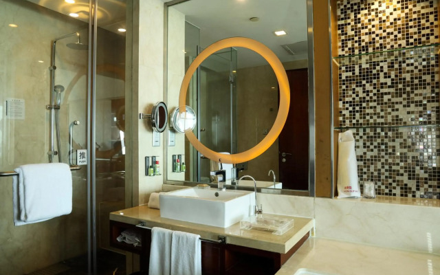 Crowne Plaza Yantai Seaview by IHG
