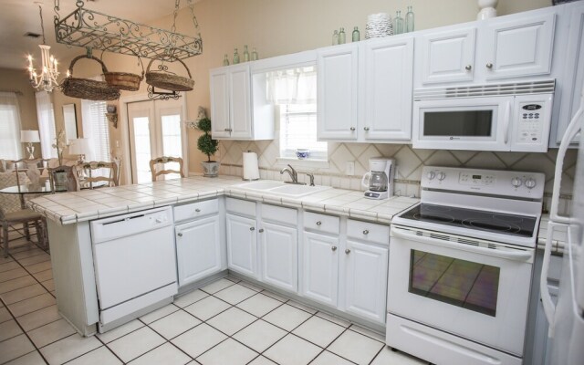 Crystal Beach Home by Panhandle Getaways