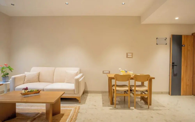 ELIVAAS Kamerios Verano 1 BHK with Pool