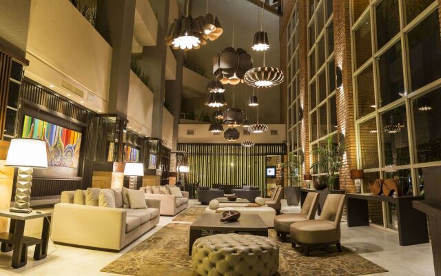 Camino Real Hotel
