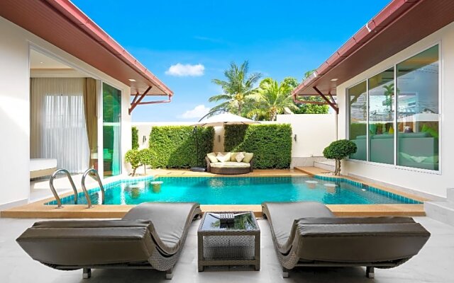Luxury Pool Villa A14 3BR / 6-8 Persons