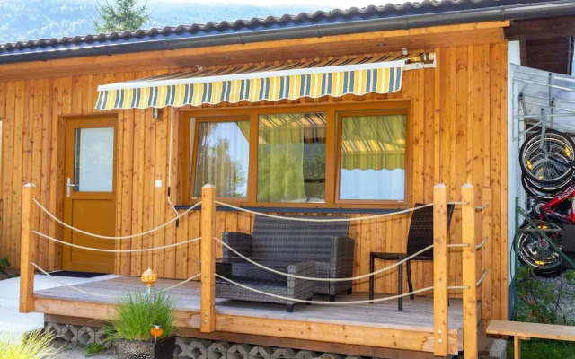 Bungalow Directly on Lake Ossiach