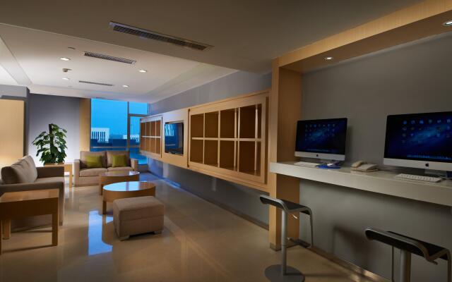 Holiday Inn Express Zhengzhou Airport by IHG