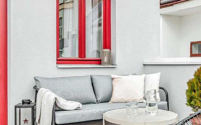 TurnKey Apartment Train Station