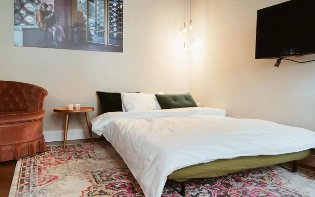 LoftBrücke, Apartment am Platz der Luftbrücke