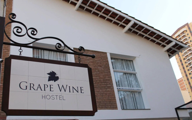 Hostel Grape Wine