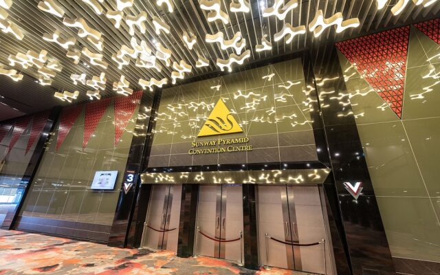 Sunway Pyramid Resort Suites by Ray&Jo