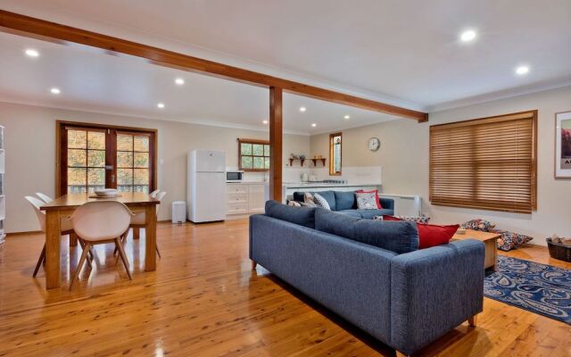 Bunyip Cottage