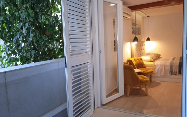 Dreams Studio Pojišan