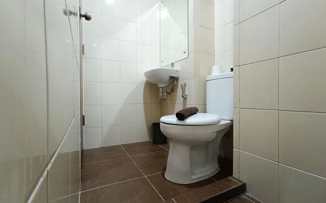 Comfy Studio Apartment At Vida View Makassar