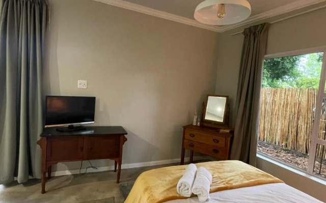 Sarah's Place- Manor House