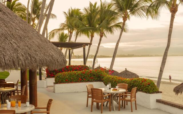 Vista Vallarta All Suites on the Beach