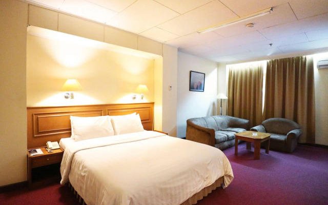 Hotel Melawai 2