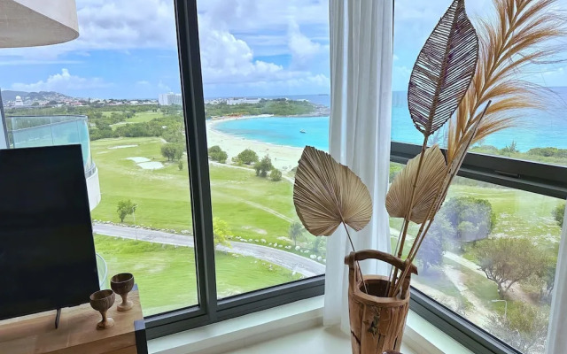 Mullet Bay Suites: Your Luxury Stay Awaits