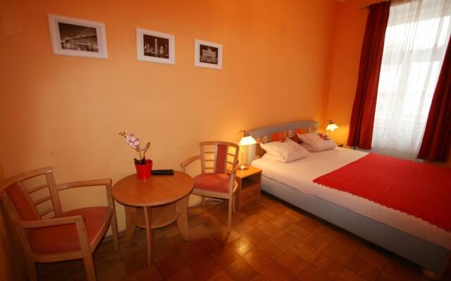 Apartment Zeyerova