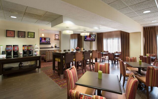 Hampton Inn Gainesville