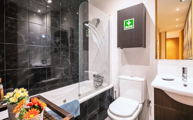 North Star Flats - Ribeira & Cellars