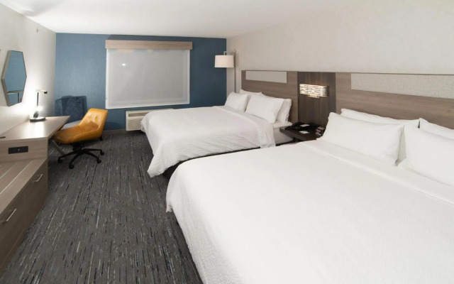 Holiday Inn Express & Suites Moose Jaw, an IHG Hotel