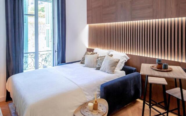 Superbe studio Plage/ Promenade des Anglais 104
