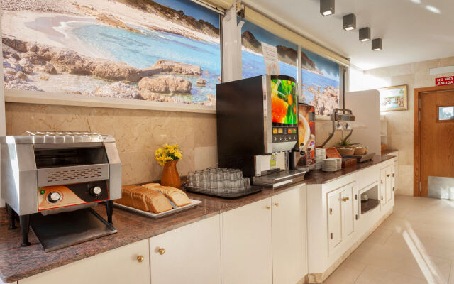 Hotel Amoros