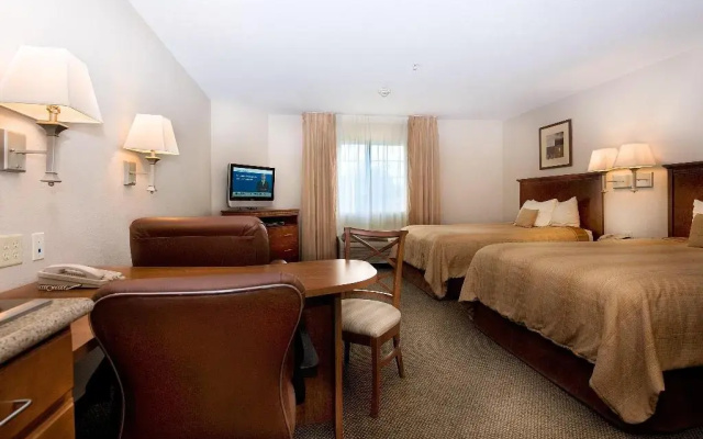 Candlewood Suites Wichita Falls @ Maurine St.