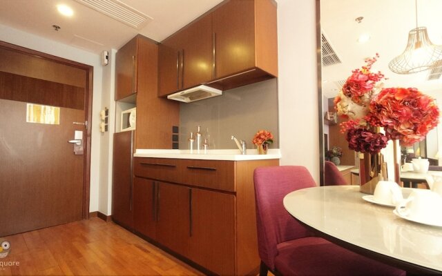 Owl Square Residence