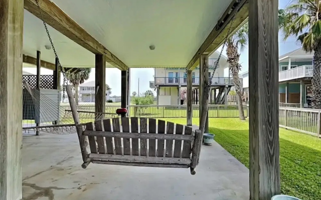 Molly's Dune by Ryson Vacation Rentals