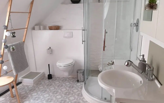 Lovely Apartment in Roes With a Terrace