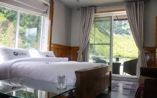 Kunhar view hotel river side Naran