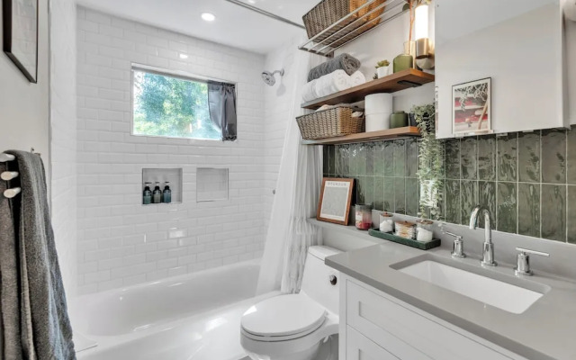 Garden District Duplex
