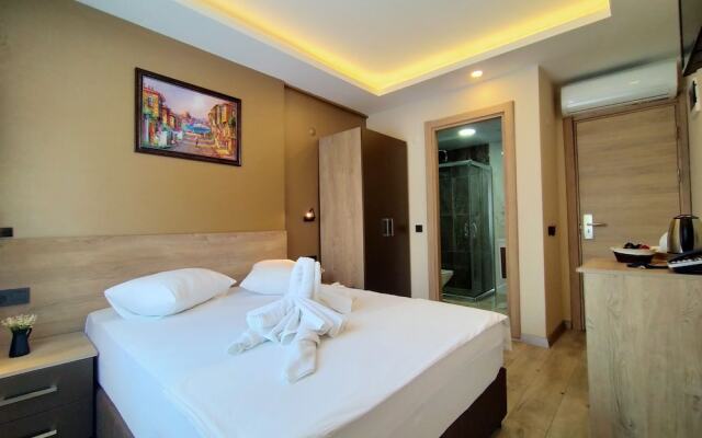 Palmiye Suites Hotel