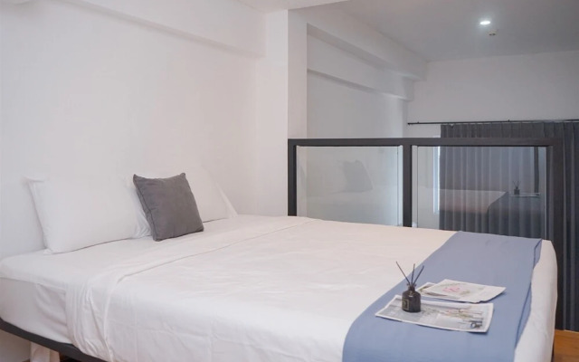 Spacious And Homey Studio Loft At Kingland Avenue Apartment