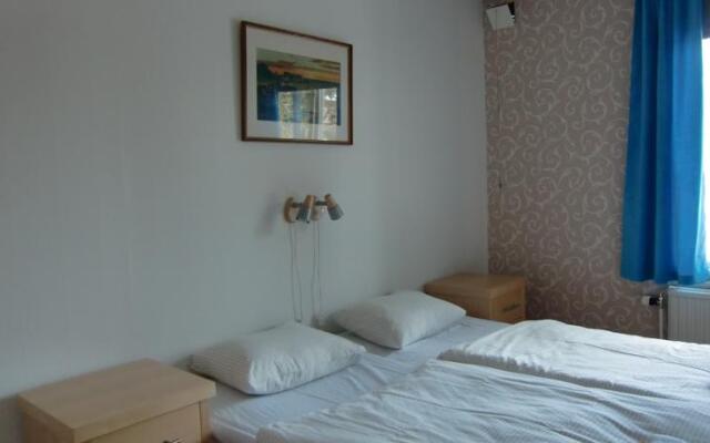 Hagaborg Bed & Breakfast And Hostel