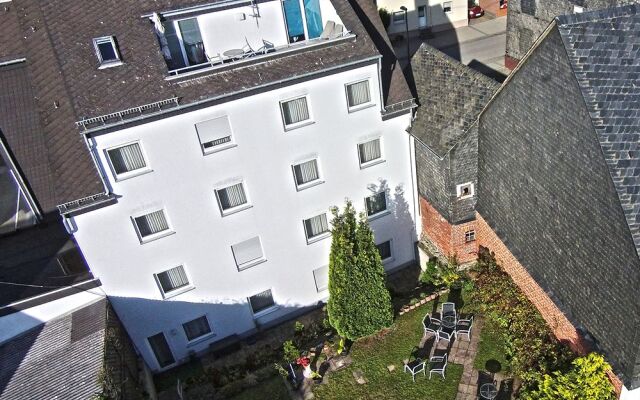 Advance Hotel zum Hahn