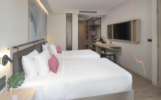 JonoX Phuket Karon Hotel
