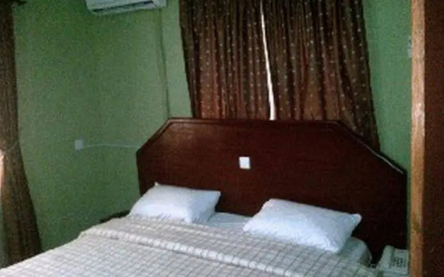 The Oragon Hotel