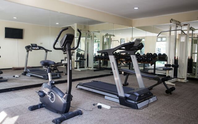 RedDoorz Premium @ Raya Nginden