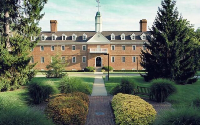 The Marcum Hotel & Conference Center